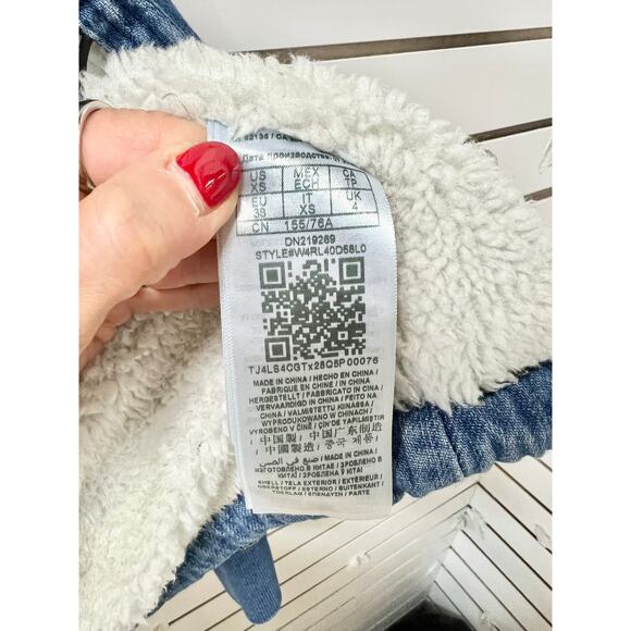 NWT Guess Lana Sherpa-Lined Long Sleeve Trucker Jacket Noka Wash Women's Size XS - Picture 7 of 8